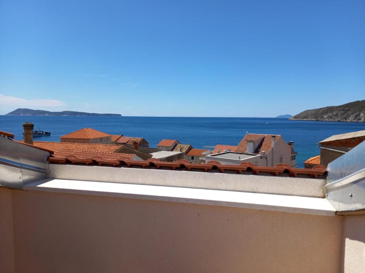 Seaview Suites Ondina Komiža Екстериор снимка