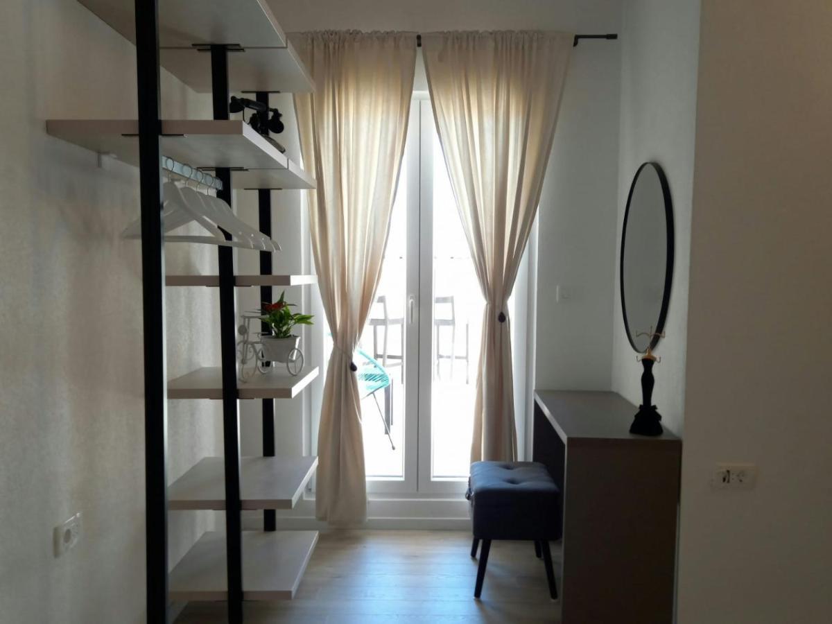 Seaview Suites Ondina Komiža Екстериор снимка