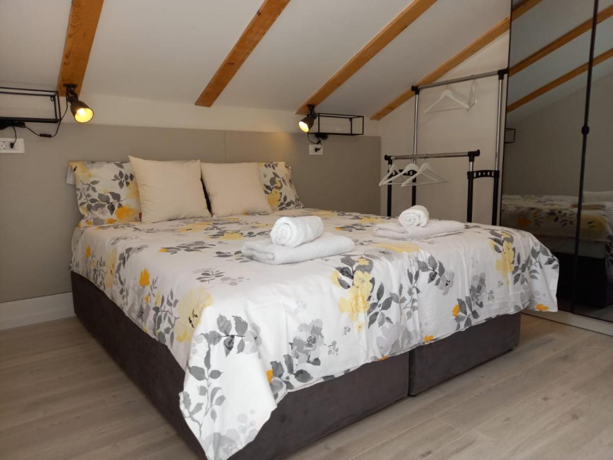 Seaview Suites Ondina Komiža Екстериор снимка
