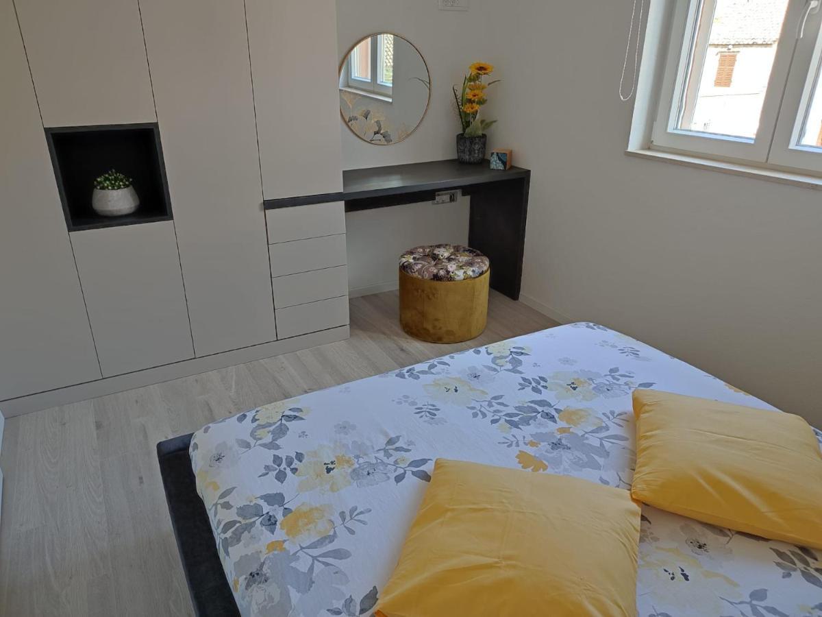 Seaview Suites Ondina Komiža Екстериор снимка